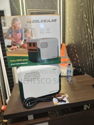 Premium Portable 3.6kwh/2200w Solar Generator for Homes Businesses