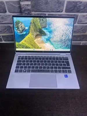 Laptop HP EliteBook 1040 G8 16GB Intel Core i7 SSD 512GB