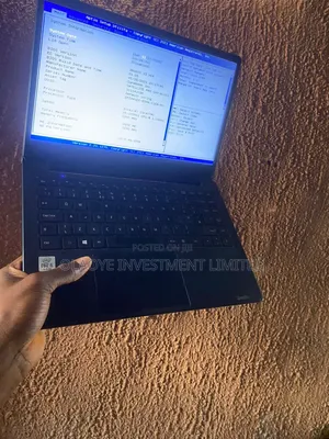 Laptop Toshiba 4GB Intel Core i5 SSD 128GB