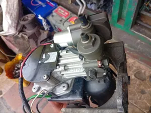 Direct Tokunbo Liften Pump Amk Lr4 2012