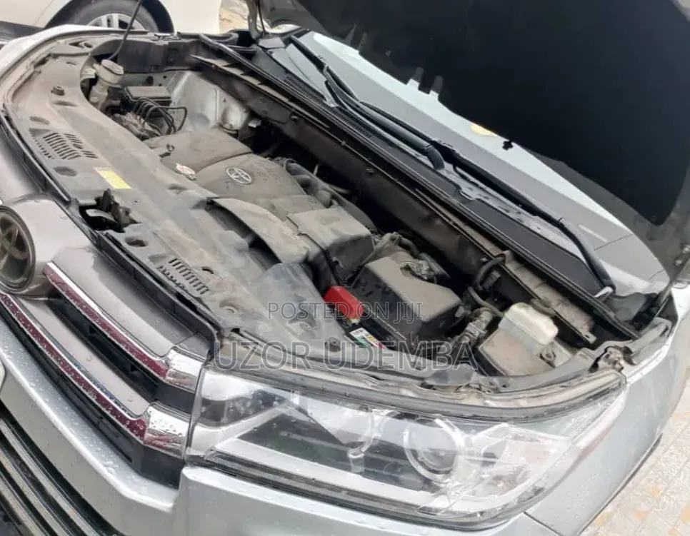 Toyota Highlander 2019 Silver