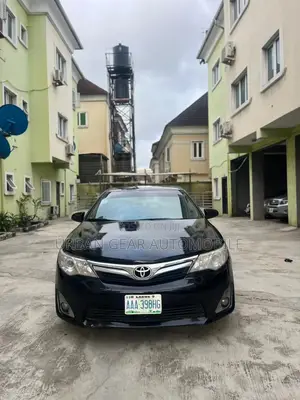 Toyota Camry LE 4dr Sedan (2.5L 4cyl 6A) 2013 Black