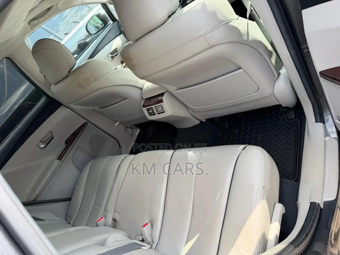 Toyota Venza AWD 2012 Gray