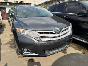 Toyota Venza AWD 2012 Gray