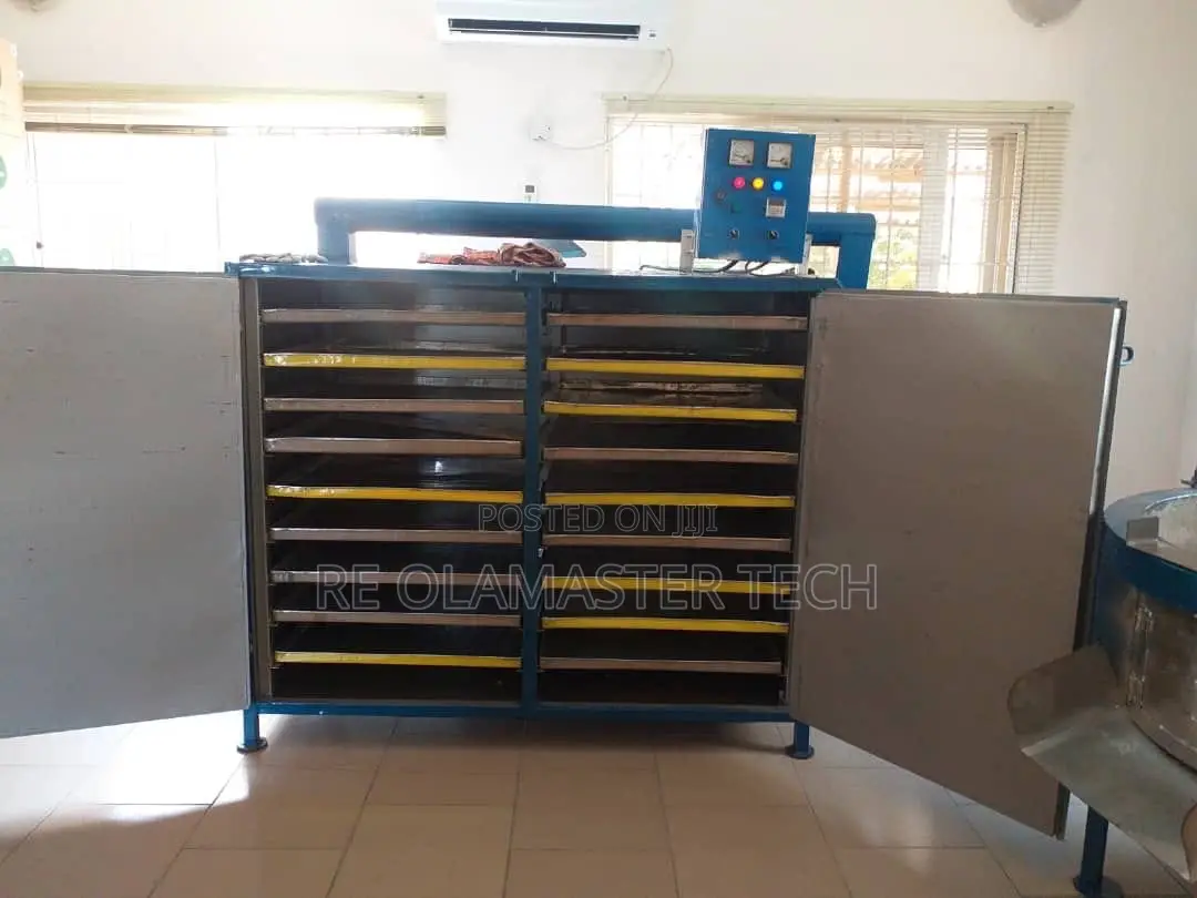 Dehydrator