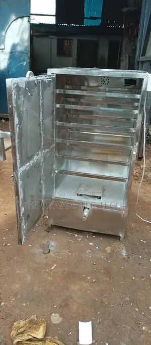 Dehydrator