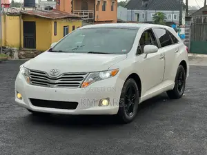 Toyota Venza 2011 White