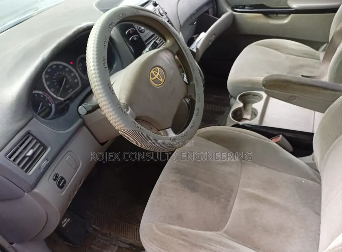Toyota Sienna 2006 Silver