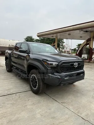 Toyota Tacoma 2024 Black