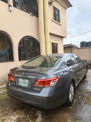 Lexus ES 350 2011 Gray