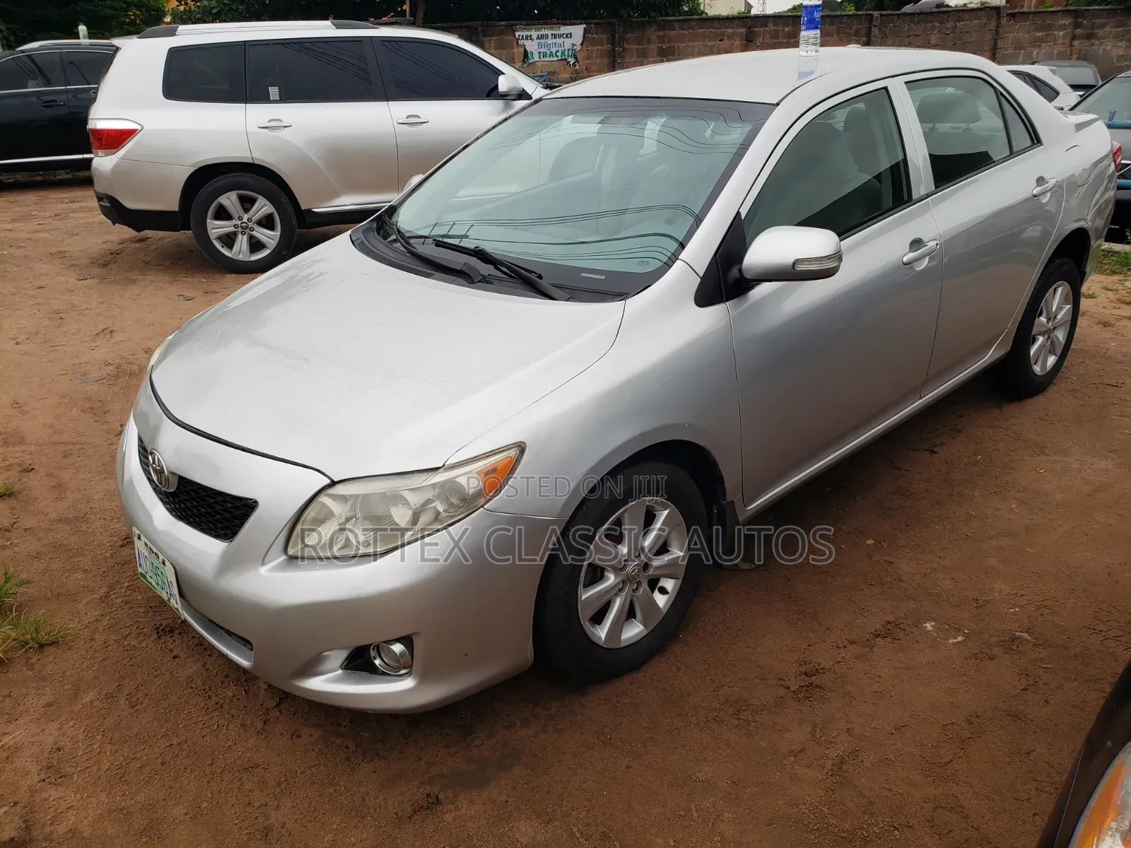 Toyota Corolla 2010 Silver