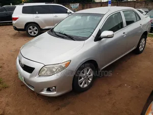 Toyota Corolla 2010 Silver