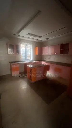 4bdrm Duplex in Inside A Mini Court, Osapa london for rent
