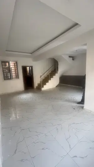 4bdrm Duplex in Inside A Mini Court, Osapa london for rent