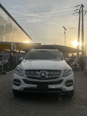 Mercedes-Benz GLE-Class 2017 White