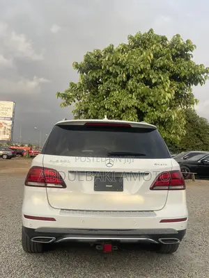 Mercedes-Benz GLE-Class 2017 White