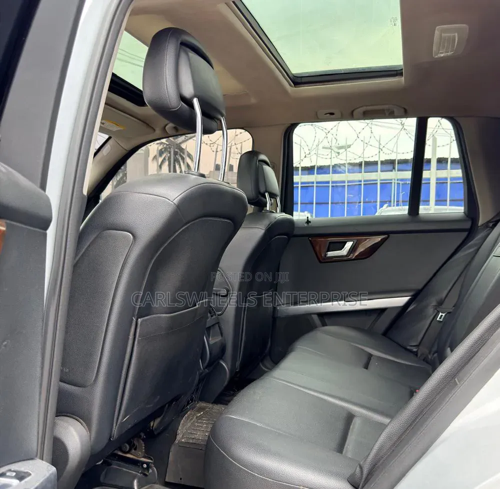 Mercedes-Benz GLK-Class 2012 Silver