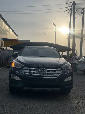 Hyundai Santa Fe 2013 Black