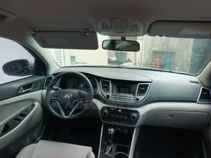 Hyundai Tucson 2016 Silver