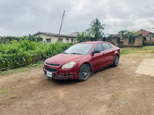 Chevrolet Malibu 2010 Red