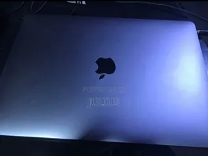 Laptop Apple MacBook Pro 2015 8GB Intel Core i5 SSD 256GB