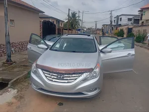 Hyundai Sonata 2011 Silver