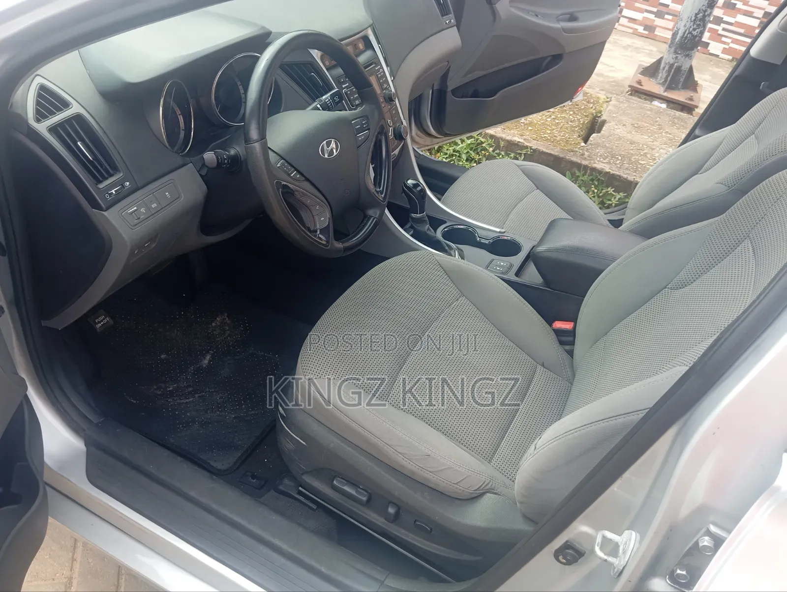 Hyundai Sonata 2011 Silver
