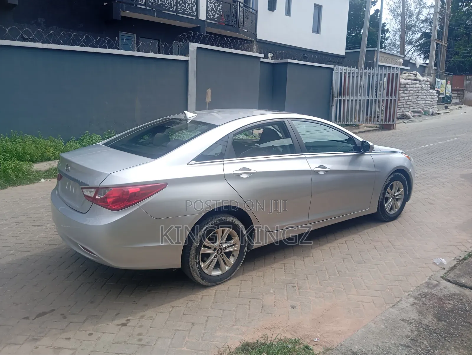 Hyundai Sonata 2011 Silver