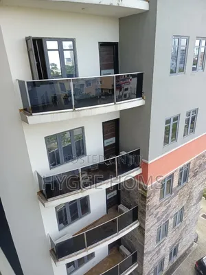 3bdrm Apartment in Off Ligali Ayorinde for rent
