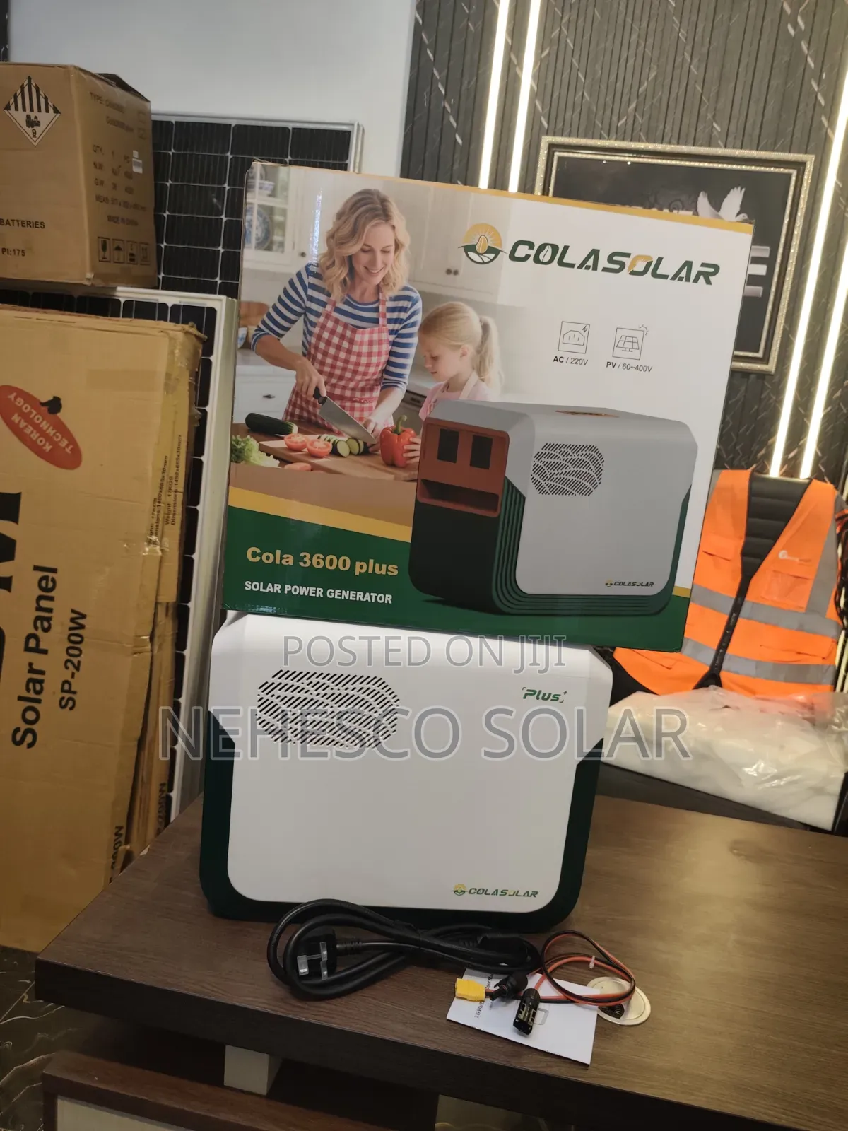 2,200w/3.6kwh High-Capacity Solar Generator Built to Last