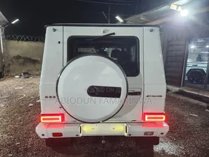 Mercedes-Benz G-Class 2009 White