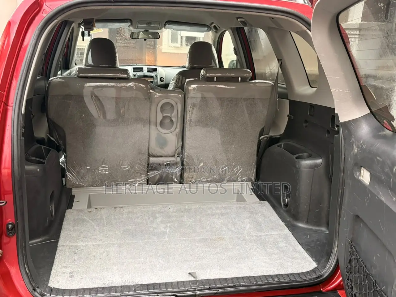 Toyota RAV4 2011 Red