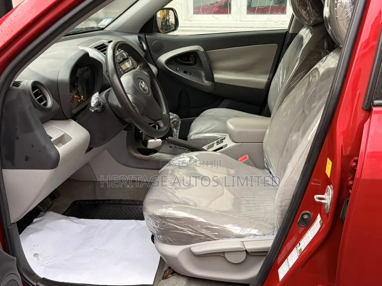 Toyota RAV4 2011 Red