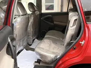 Toyota RAV4 2011 Red