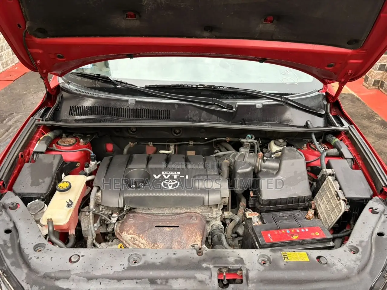 Toyota RAV4 2011 Red