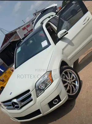 Mercedes-Benz GLK-Class 2010 White