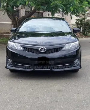 Toyota Camry SE 4dr Sedan (2.5L 4cyl 6A) 2013 Black