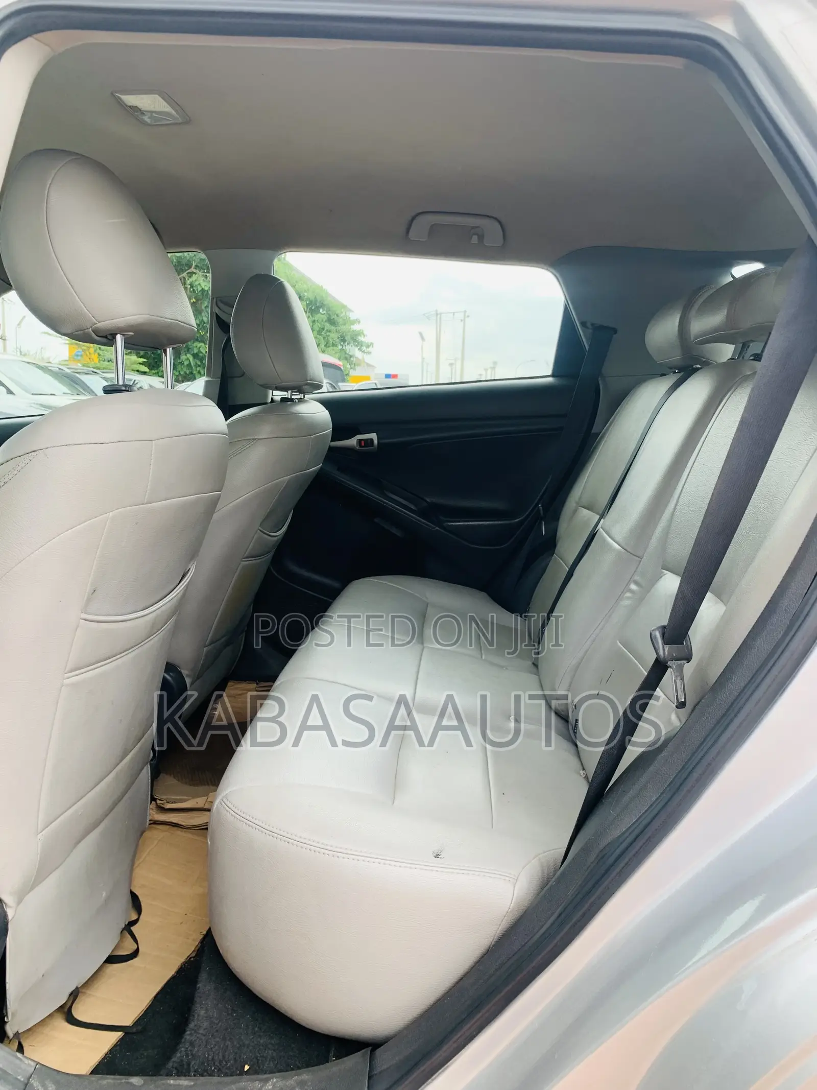 Toyota Matrix 2010 Silver