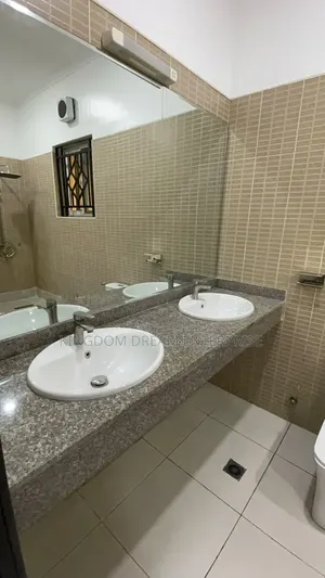 4bdrm Duplex in Ikoyi Lagos, Apapa G.R.A for rent