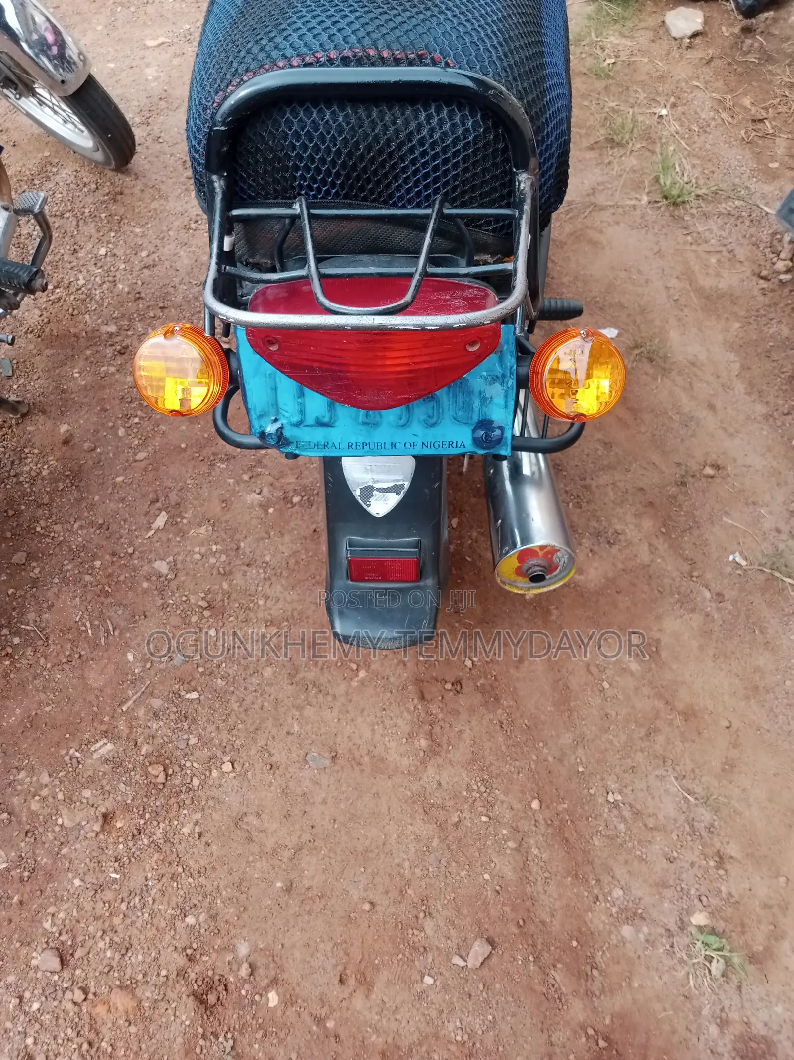 Bajaj Boxer 2021 Red