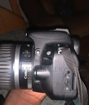 Canon Eos 200d