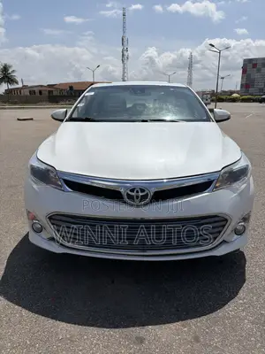 Toyota Avalon XLE 4dr Sedan (3.5L 6cyl 6A) 2014 Off white