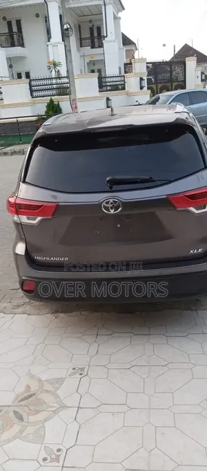 Toyota Highlander 2015 Gray