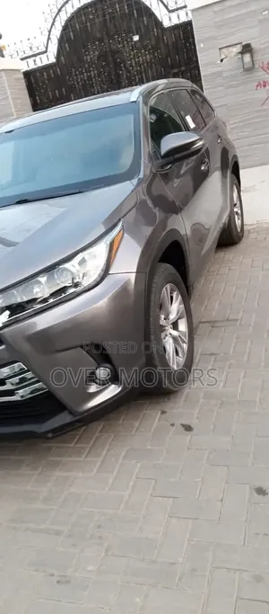 Toyota Highlander 2015 Gray