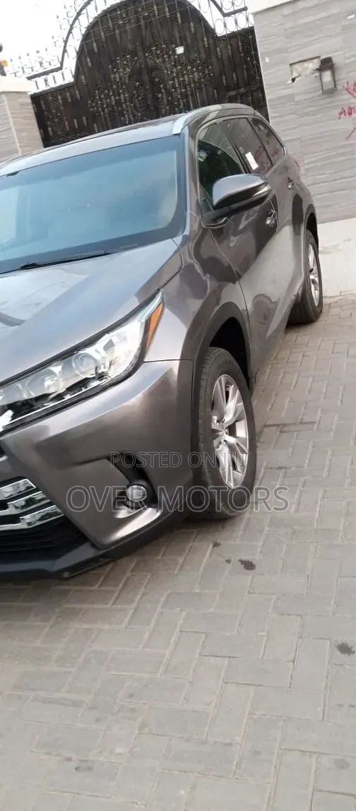 Toyota Highlander 2015 Gray