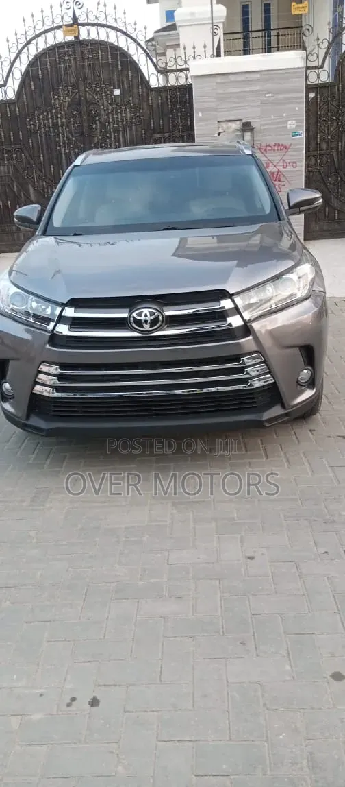 Toyota Highlander 2015 Gray