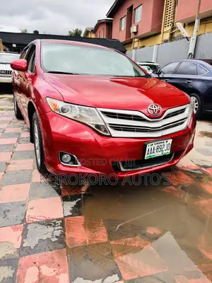 Toyota Venza LE 2010 Red
