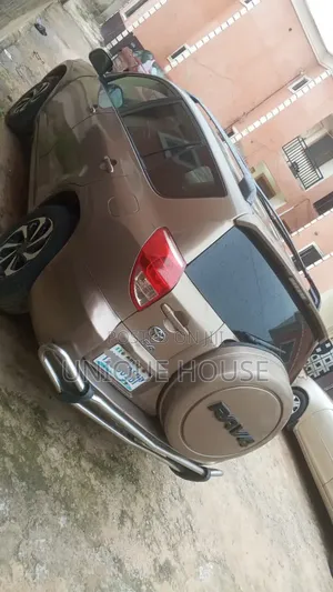 Toyota RAV4 2007 Gold