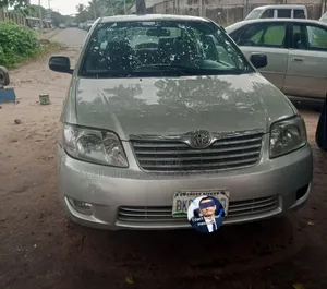 Toyota Corolla CE 2005 Gold
