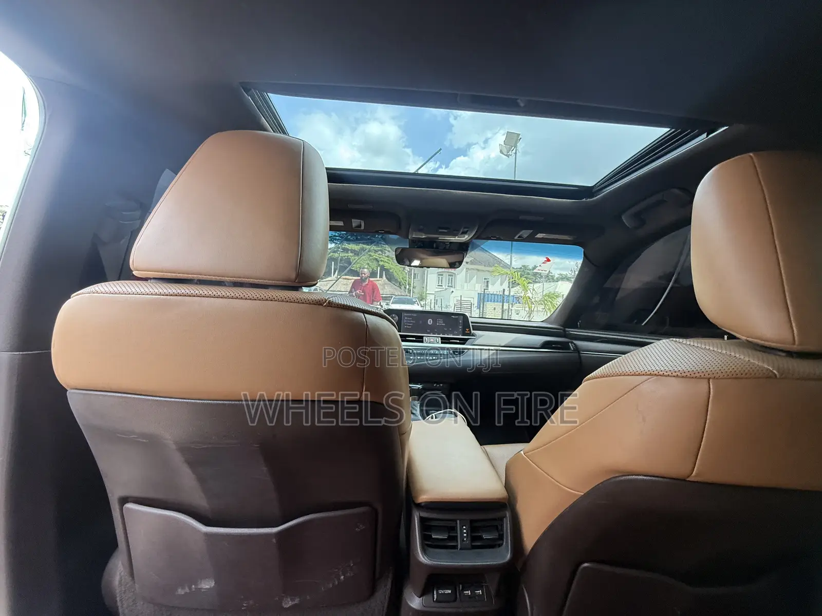 Lexus ES 350 Base 2021 White